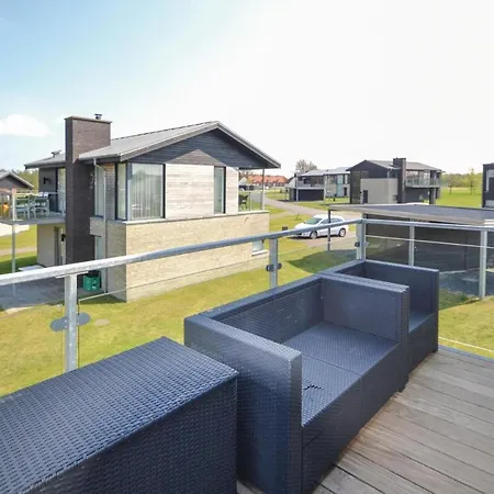 בית נופש Three-bedroom Holiday In Nimtofte